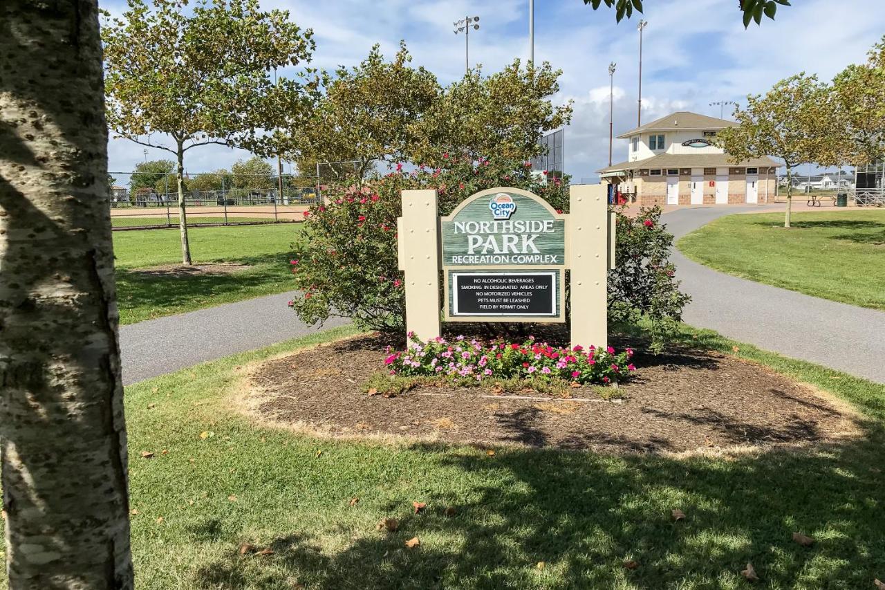 Tradewinds Hotel Ocean City Exterior photo